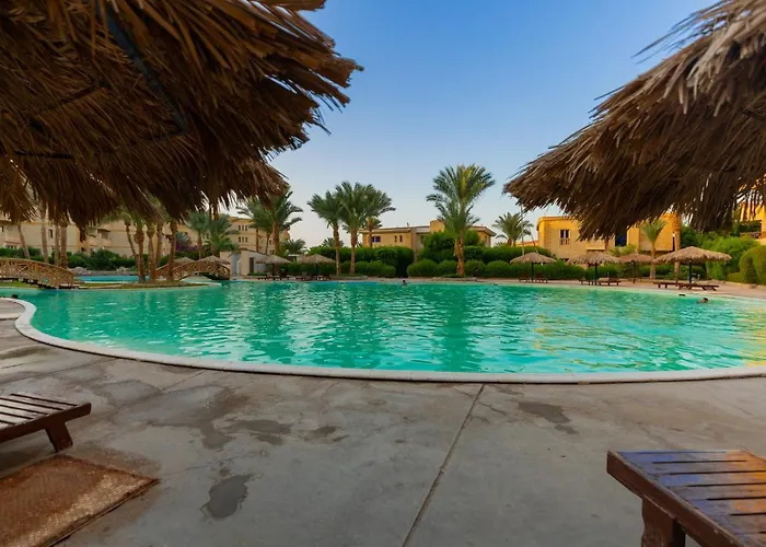 Resort *