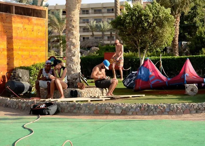 Resort *